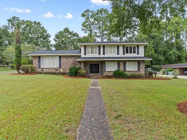 506 Randwick Rd, Dothan, AL 36301