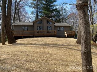 185 Mountain View Dr, Waynesville, NC 28786