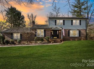 26 Fox Hollow Ct, Arden, NC 28704