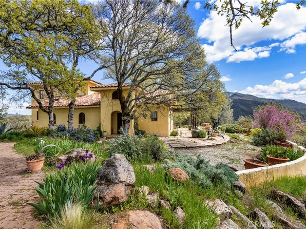 3520 Michelle Dr, Kelseyville, CA 95451