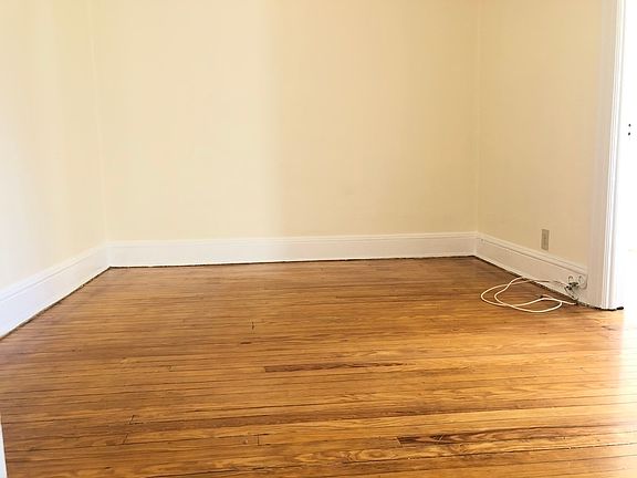 5th image of 31-42 34th St #4