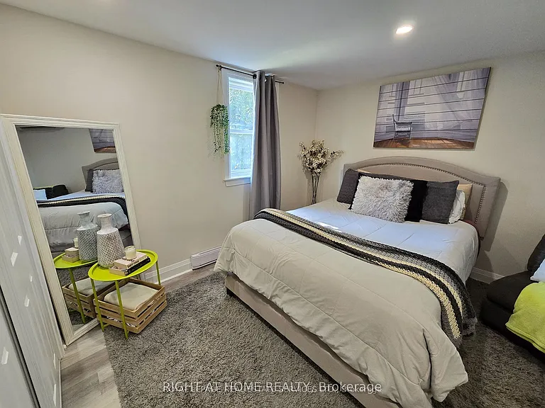 18 Ewing St #2 — Photo 16