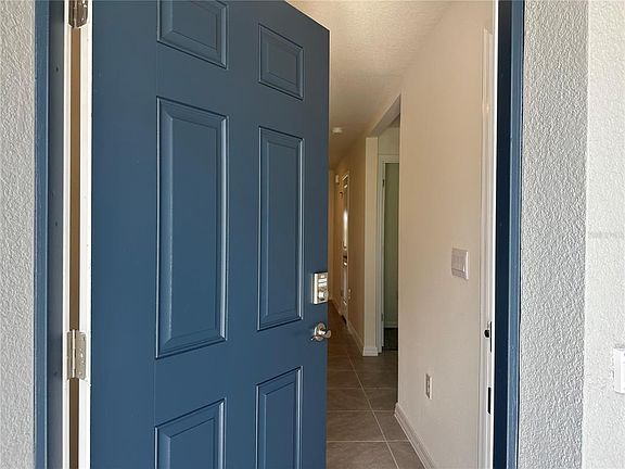 2nd image of 4259 SW 53rd Lane Rd
