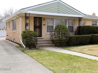 7143 W Monroe St, Niles, IL 60714