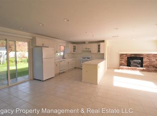 463 Derby Ln, Santa Rosa, CA 95404