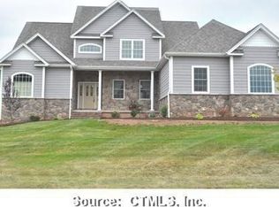 3 Applewood Rd, Cromwell, CT 06416