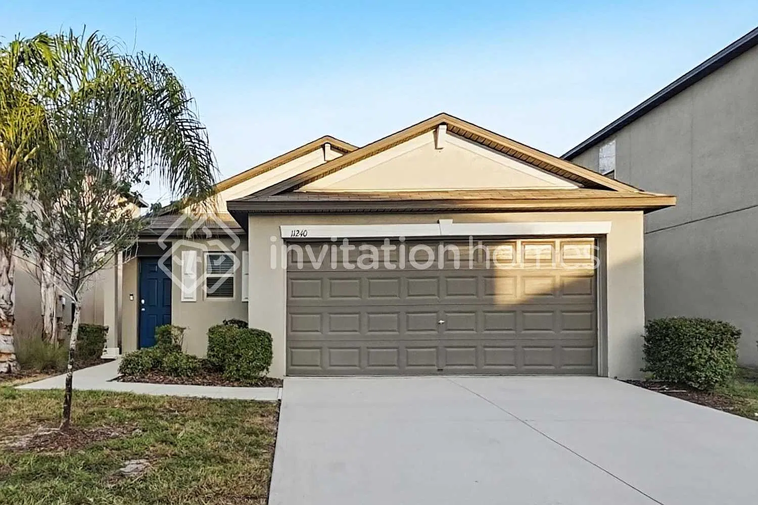 11240 Riley Pines Cir Gibsonton, FL 33534 — Photo 1