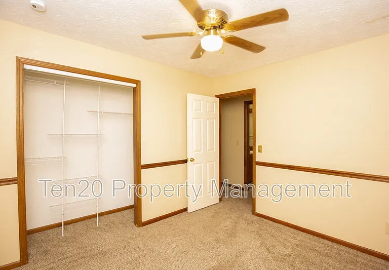 1430 Lokey Dr — Photo 14