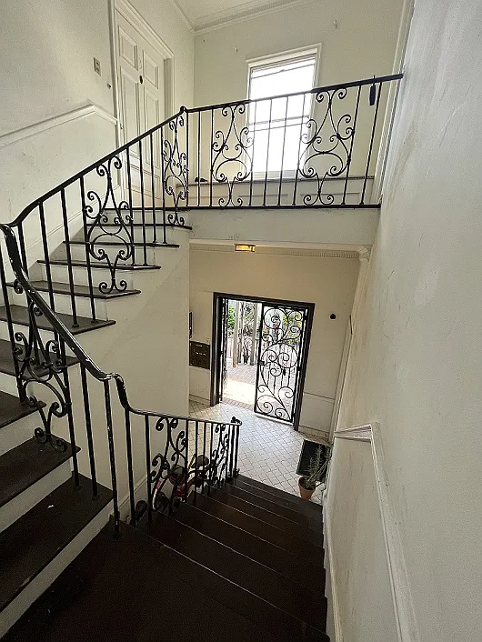 Building Photo - 127 N Catalina St #4