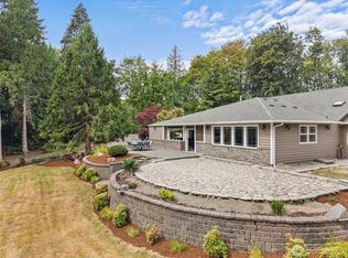 3301 Gravelly Beach Loop NW, Olympia, WA 98502