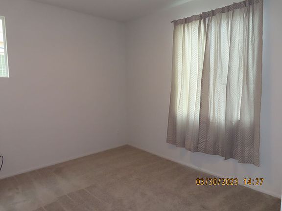 4th image of 32939 Fleet Ln