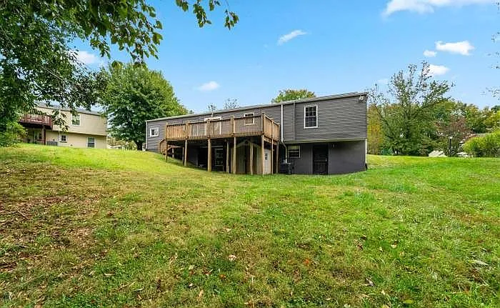 9613 Rooster Ln — Photo 15
