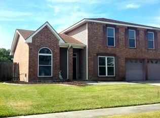 33 Eugenie Ct, New Orleans, LA 70131