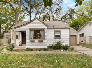 1041 S Crutcher Ave, Springfield, MO 65804