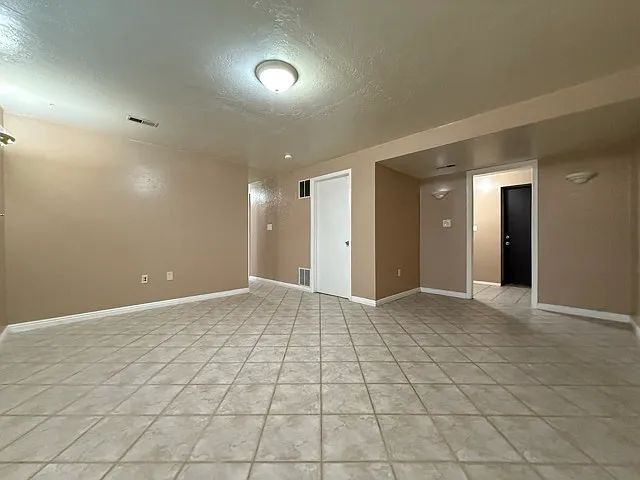 5193 S Persille Dr — Photo 15