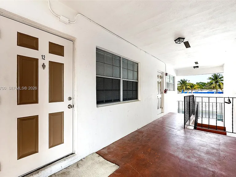 1825 Cleveland St #12 — Photo 1