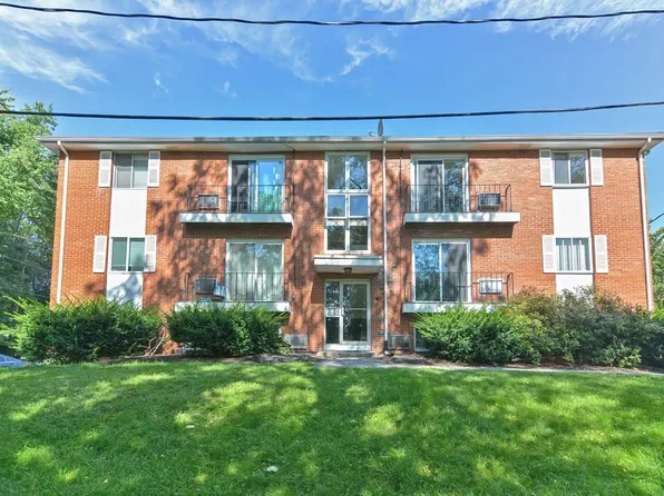 9 Endicott St APT 1, Norwood, MA 02062
