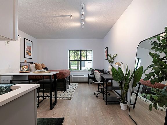 4th image of 1395 Washington Ave #43ab4c59a