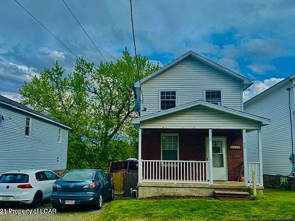 2nd image of 62 Barney St