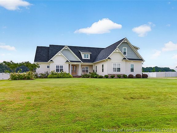 2nd image of 5832 Dottie Cir