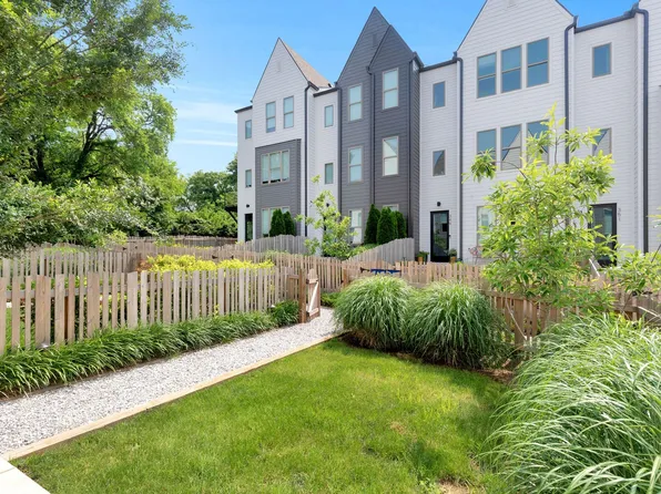 339 E Village Ln, Nashville, TN 37216