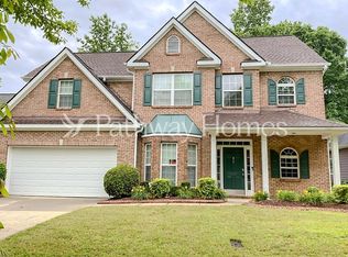 7959 Larksview Dr, Fairburn, GA 30213
