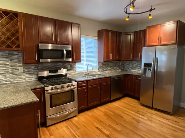 1923 Edwards St, Saint Louis, MO 63110