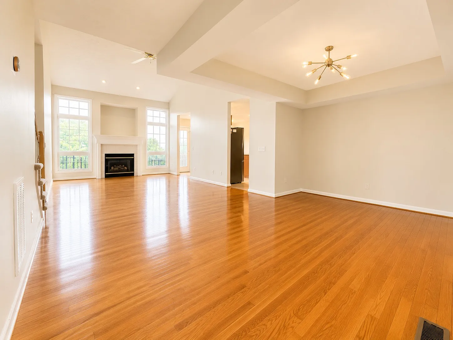 4 bed, 2100 sqft, $2,750 — Photo 2