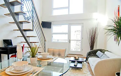 Rented by Rennit Inc.