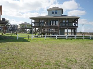 108 Stanek Dr, Surfside Beach, TX 77541