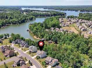 17403 Saranita Ln, Charlotte, NC 28278