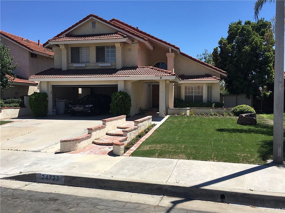 1st image of 24723 New Haven Dr