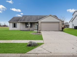 10703 Coneflower Dr, Fort Wayne, IN 46804