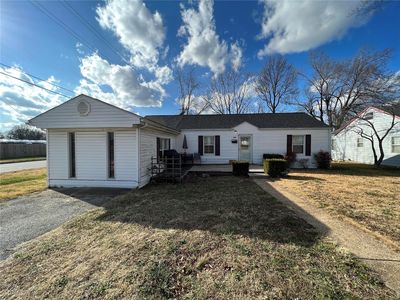 1168 Enfield Dr, Lebanon, MO, 65536