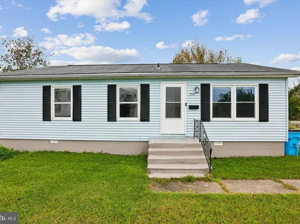 319 W Chesapeake Ave, Crisfield, MD 21817