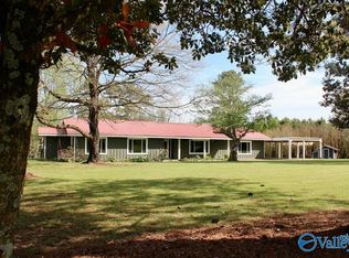 1190 County Road 120, Section, AL 35771