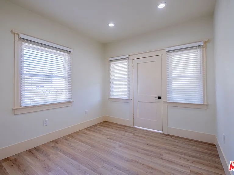 216 N Catalina Ave #216B — Photo 19