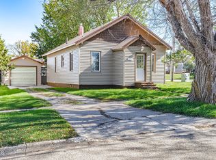 211 5th St S, New Salem, ND 58563