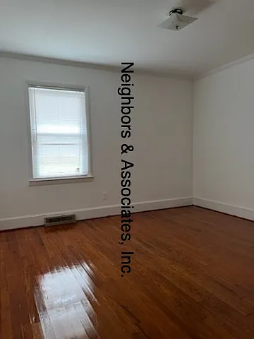 305 East Parrish Drive - 1 — Photo 2