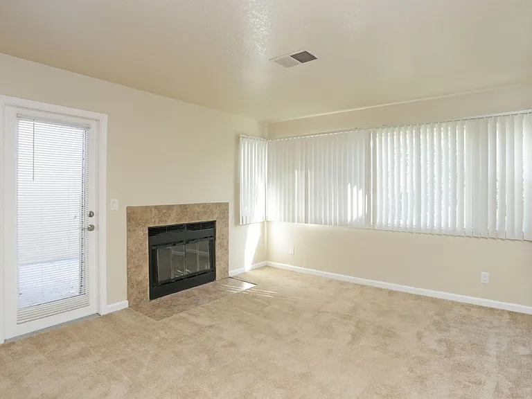 Carmel Woods Apartments — Photo 12