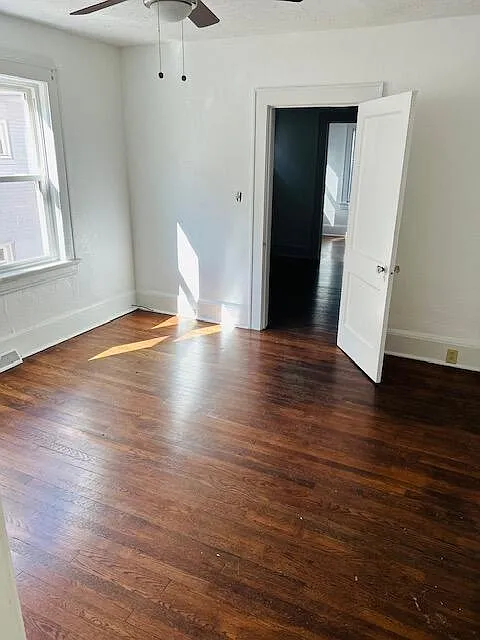 1 bed, 1036 sqft, $1,200 — Photo 4