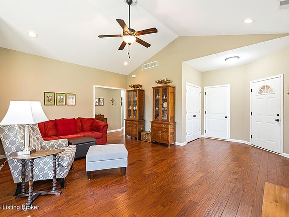 4th image of 230 Twin Springs Ct