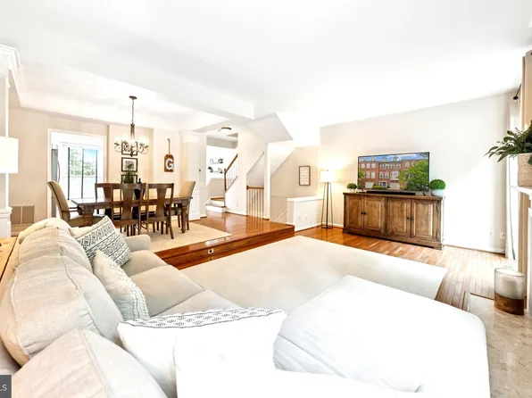 55 Arell Ct, Alexandria, VA 22304