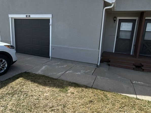 405 Mickelson Ct
