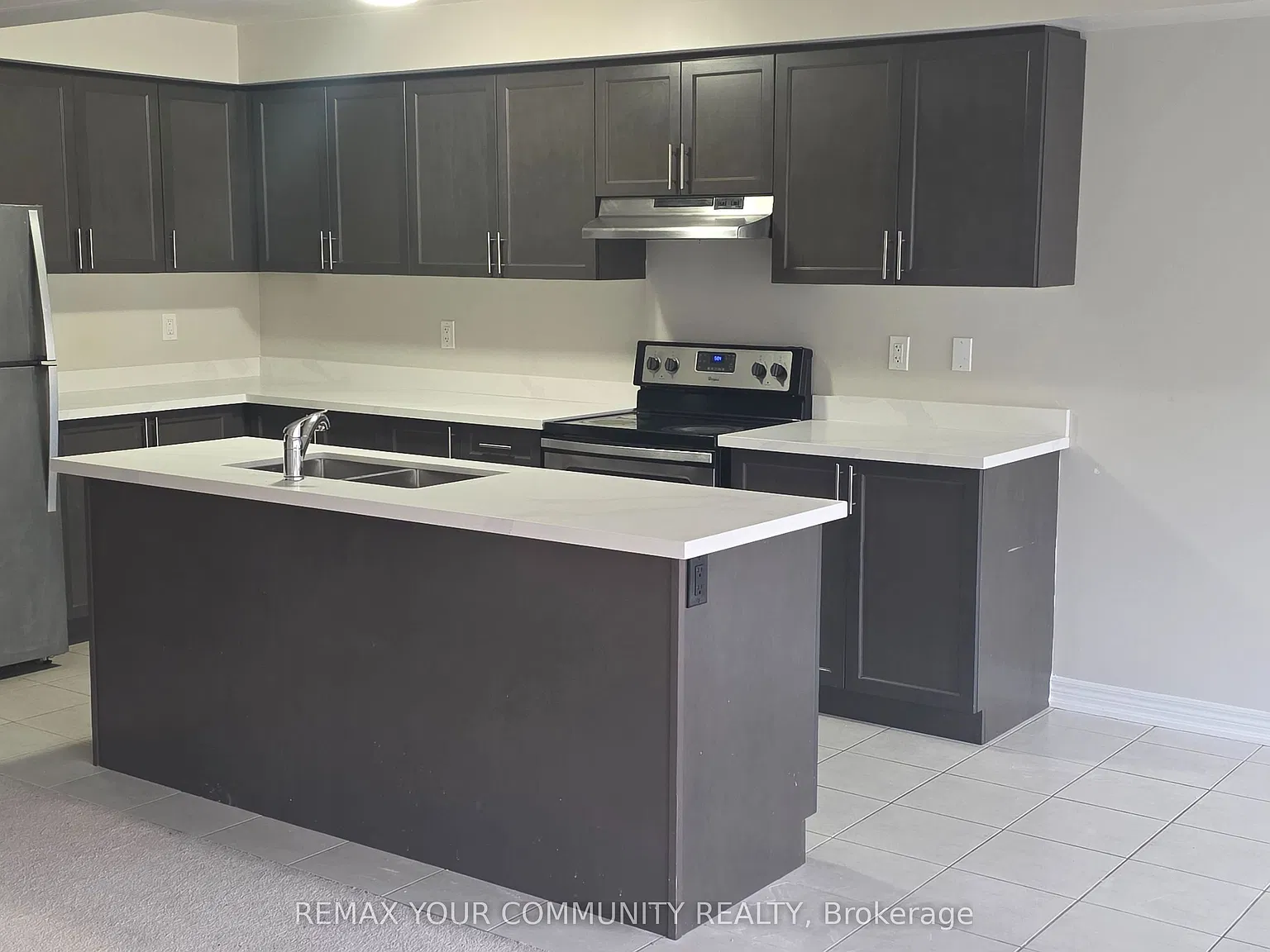 3 bed, $2,599 — Photo 4