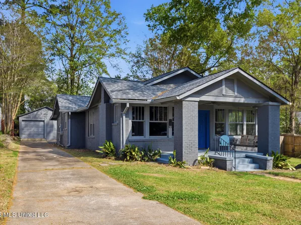 1318 Linden Pl, Jackson, MS 39202