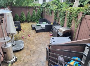 1915 Gates Ave #1R, Ridgewood, NY 11385