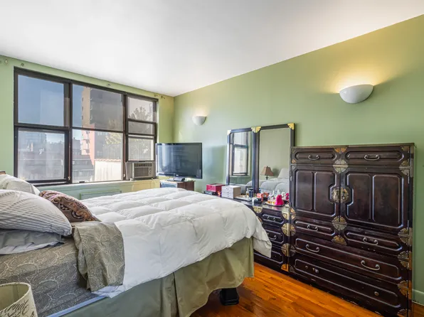 270 5th Street image 5 of 8