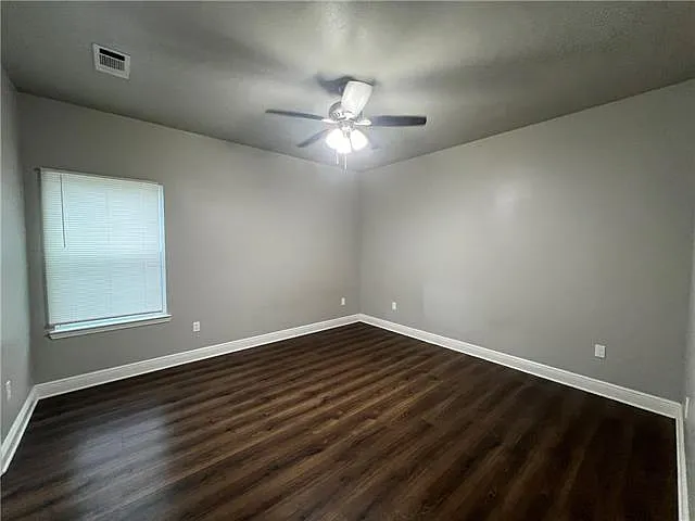 1216 Gordon St — Photo 9