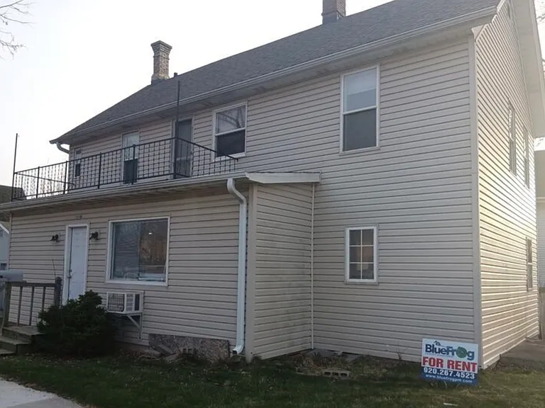 1003 Ontario Ave — Photo 1